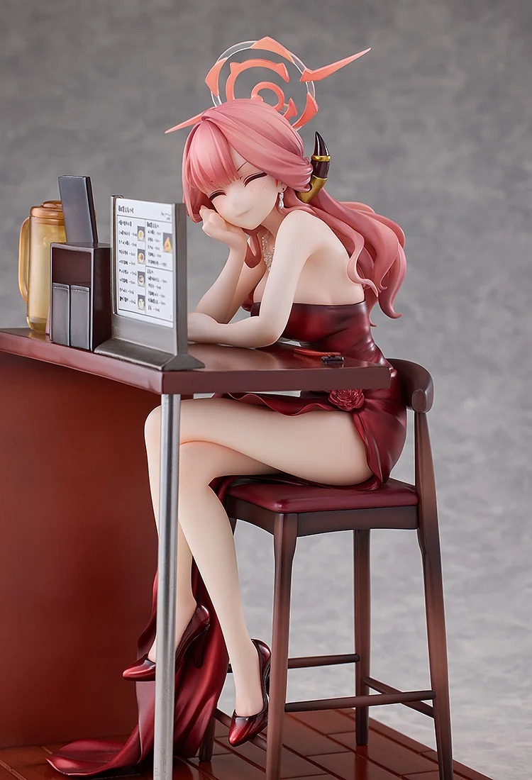 Scaled Figure 1/7 Rikuhachima Aru (Dress) - Memorial Lobby Ver. Blue Archive By Solarain