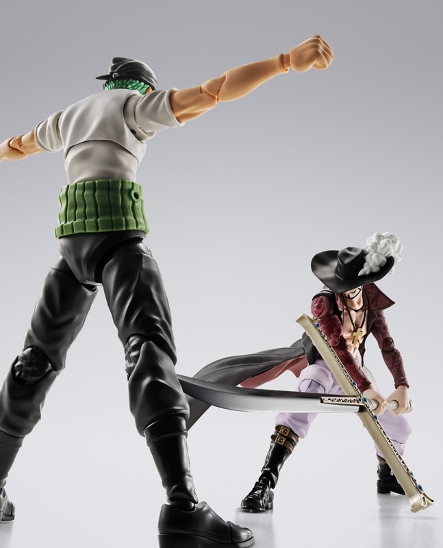 SHF S.H.Figuarts Dracule Mihawk - Hawk-Eye Ver. One Piece By Premium Bandai