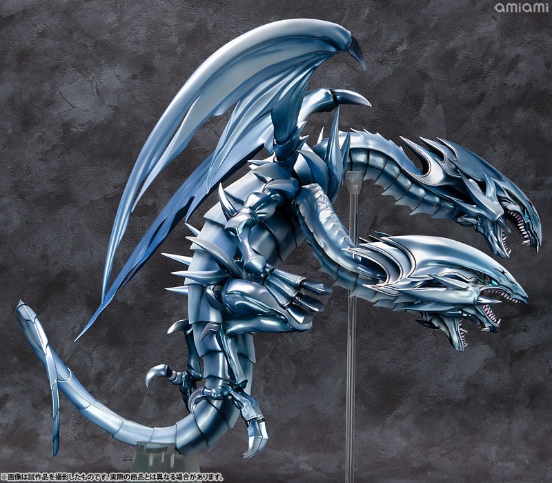 [READY STOCK ITEM] Scaled Figure Blue Eyes Ultimate Dragon - Yu-Gi-Oh! Duel Monsters By AmiAmi x AMAKUNI