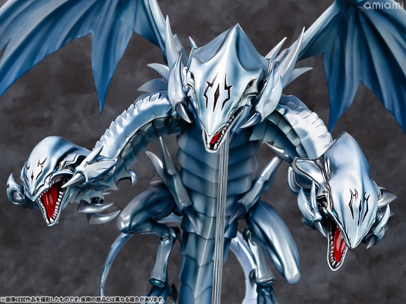 [READY STOCK ITEM] Scaled Figure Blue Eyes Ultimate Dragon - Yu-Gi-Oh! Duel Monsters By AmiAmi x AMAKUNI