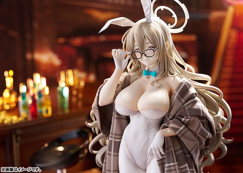 Scaled Figure 1/7 Murokasa Akane - Bunny Girl Ver. Blue Archive By Max Factory