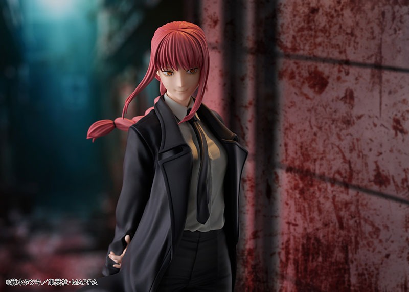 Scaled Figure 1/7 Makima - Chainsaw Man By AmiAmi x AMAKUNI