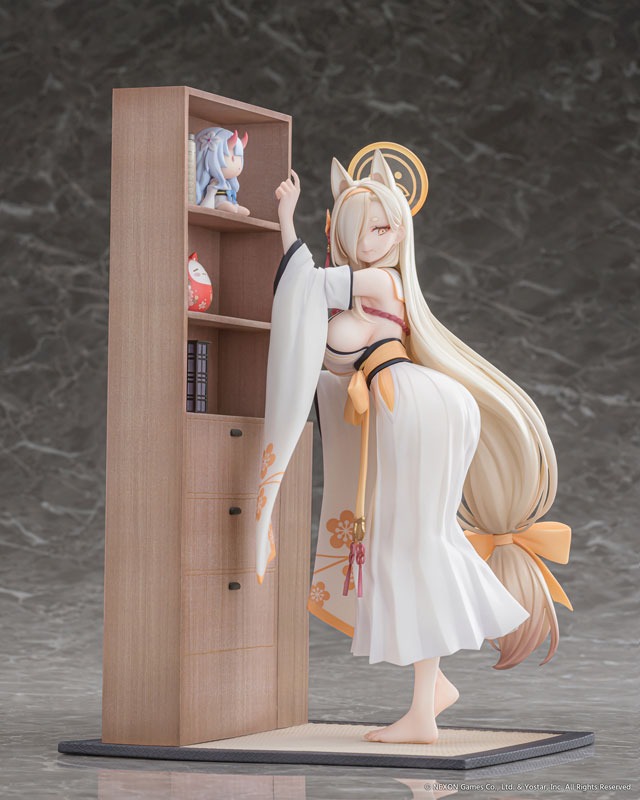 Scaled Figure 1/7 Kuwakami Kaho - Memorial Lobby Ver. Blue Archive By AniGift