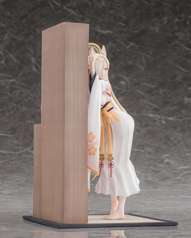 Scaled Figure 1/7 Kuwakami Kaho - Memorial Lobby Ver. Blue Archive By AniGift
