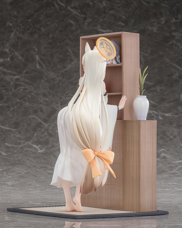 Scaled Figure 1/7 Kuwakami Kaho - Memorial Lobby Ver. Blue Archive By AniGift