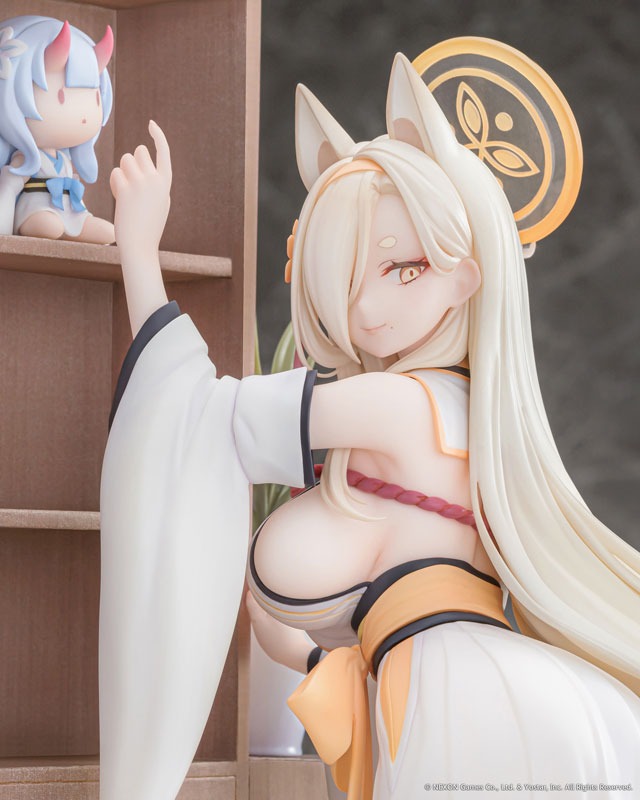 Scaled Figure 1/7 Kuwakami Kaho - Memorial Lobby Ver. Blue Archive By AniGift