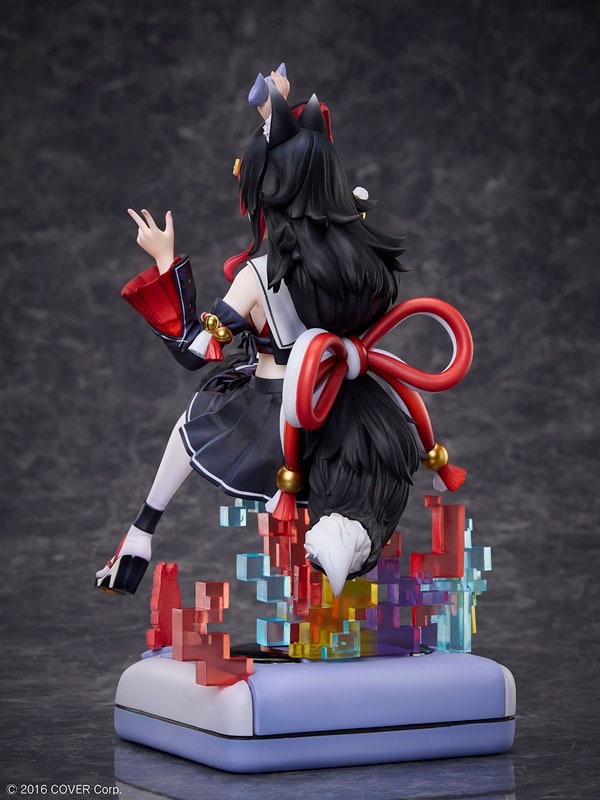 Scaled Figure 1/7 Ookami Mio - We Are Gamers!!!! Ver. hololive production By Design COCO