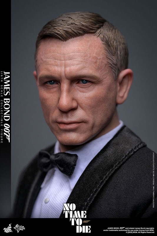 Action Figure 1/6 James Bond / Daniel Craig - Movie Masterpiece "007 / No Time to Die" Ver. By Hot Toys