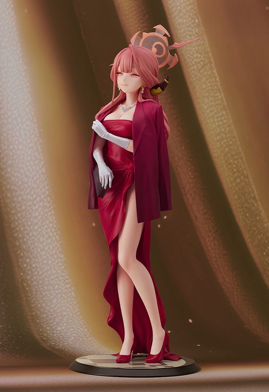 Scaled Figure 1/7 Rikuhachima Aru - Dress Ver. Blue Archive By Good Smile Company
