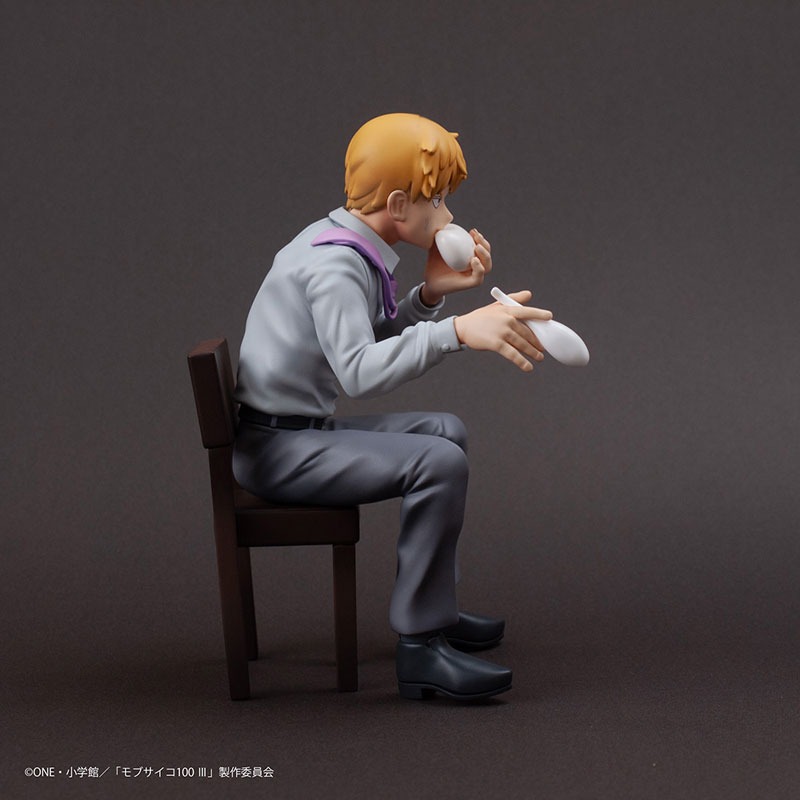 Scaled Figure Reigen Arataka - Mob Psycho 100 III x Bunbougu Cafe 2022 (13,5cm) By Union Creative