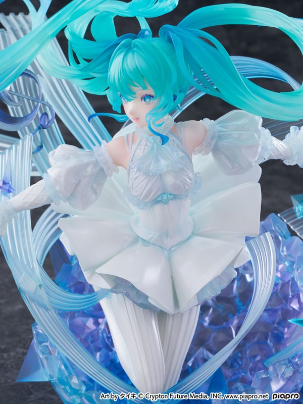 Shibuya Scramble Scaled Figure 1/7 Hatsune Miku - Crystal Dress Ver. Vocaloid By eStream