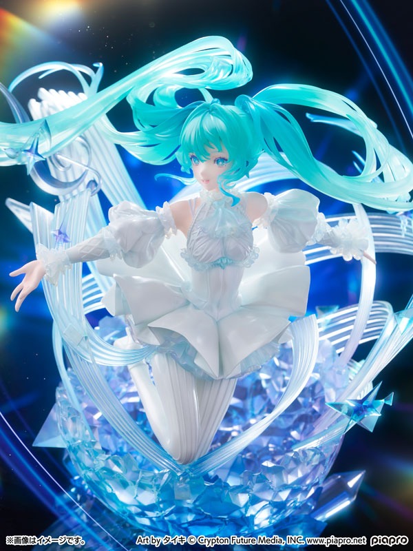 Shibuya Scramble Scaled Figure 1/7 Hatsune Miku - Crystal Dress Ver. Vocaloid By eStream