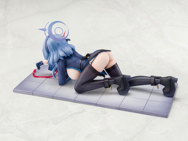 Scaled Figure 1/7 Amau Ako - Blue Archive By Amiami