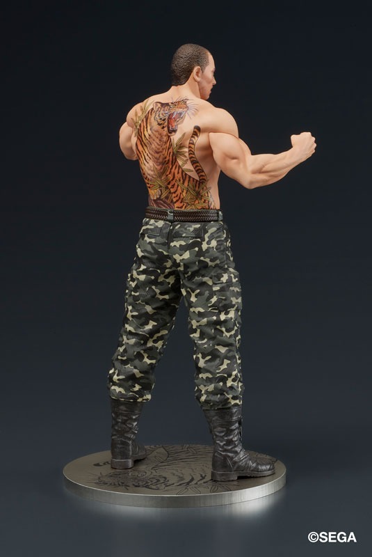 DIGSTA Figure Saejima Taiga - Battle Ver. Yakuza Like a Dragon By DIG
