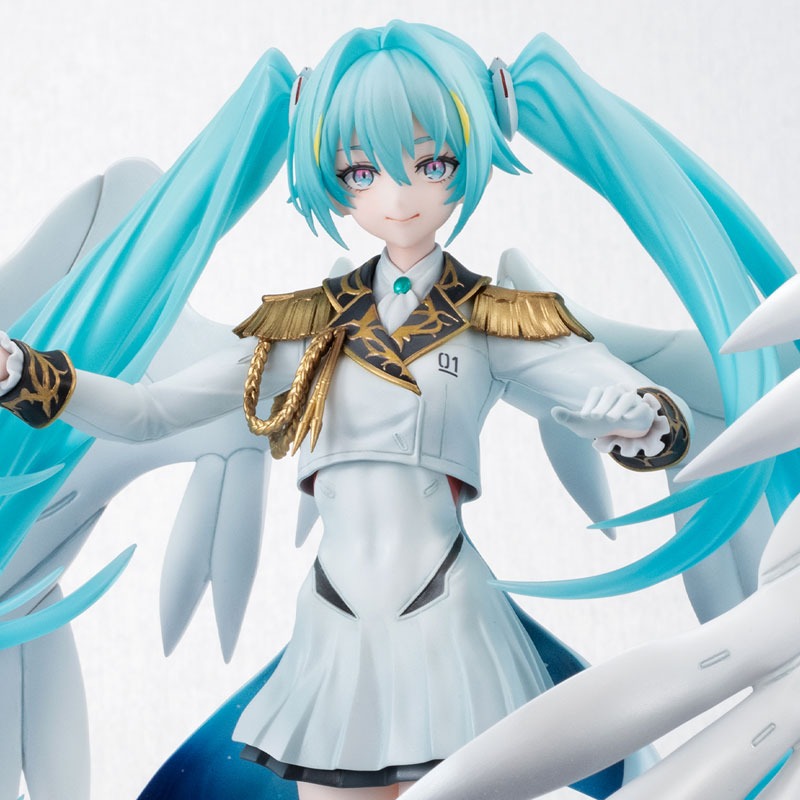 Lucrea Figure Hatsune Miku x Wing Gundam Zero Endless Waltz - Mobile Suit Gundam 45th Anniversary x Hatsune Miku By MegaHouse