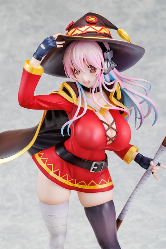 Scaled Figure 1/7 Super Sonico - Megumin Collaboration Ver. Super Sonico x KONOSUBA By KADOKAWA