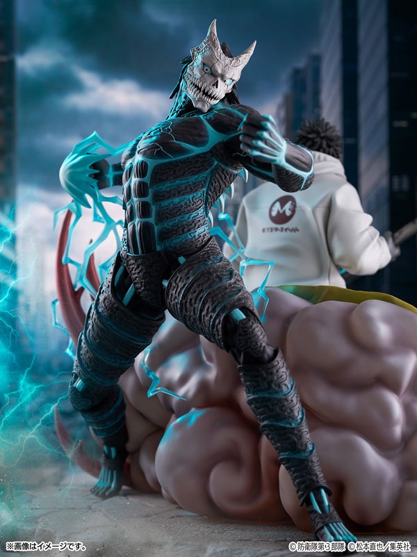 Scaled Figure 1/7 Hibino Kafka & Kaiju no. 8 - Kaiju no. 8 By eStream