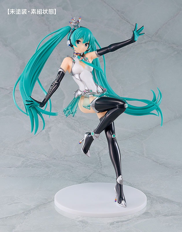 Reincarnation Plastic Model 1/8 Racing Miku - 2013 Ver. Hatsune Miku GT Project By GOODSMILE RACING