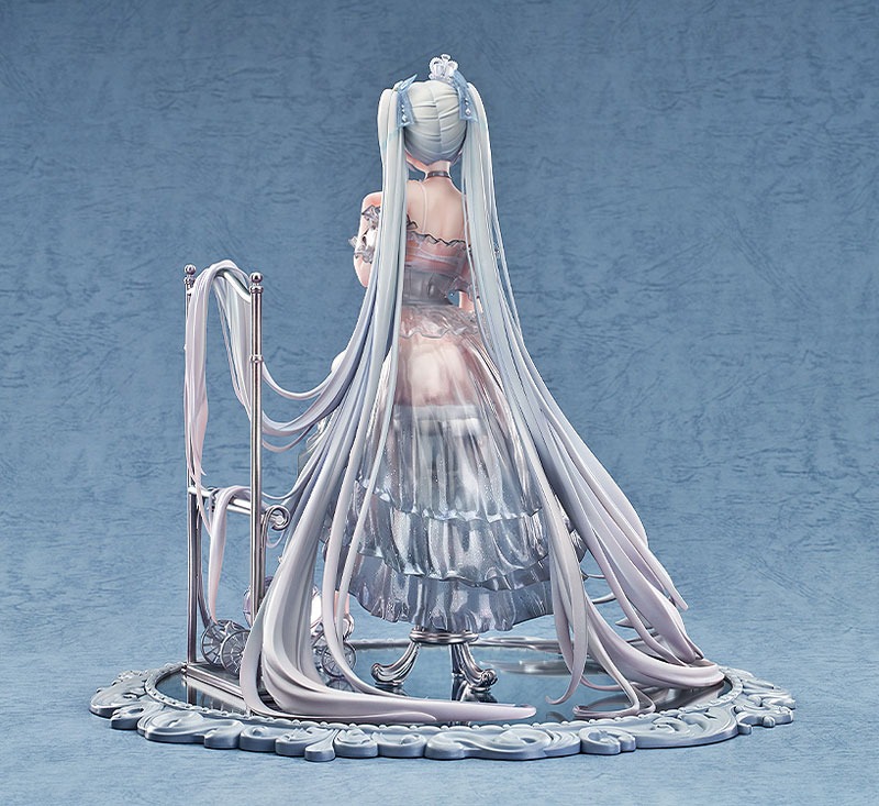 Scaled Figure 1/7 Cinderella - Glass Princess Ver. Goddess of Victory: NIKKE By Good Smile Arts Shanghai