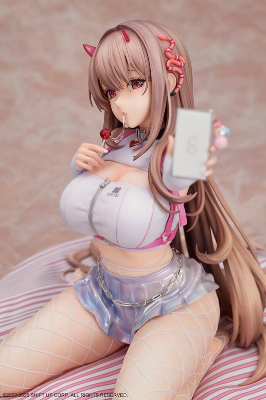Scaled Figure 1/4 Viper - Goddess of Victory: NIKKE By Design COCO