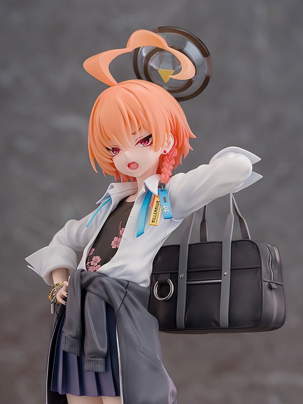 Scaled Figure 1/7 Mikamo Neru - School Ver. Blue Archive By Phat!