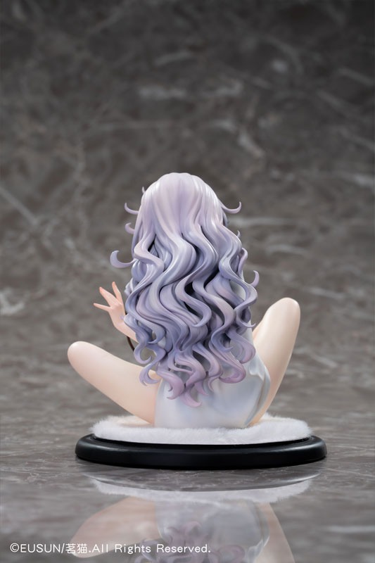 Scaled Figure 1/6 Chlorine - Illustration by Ming Mao By Eusun