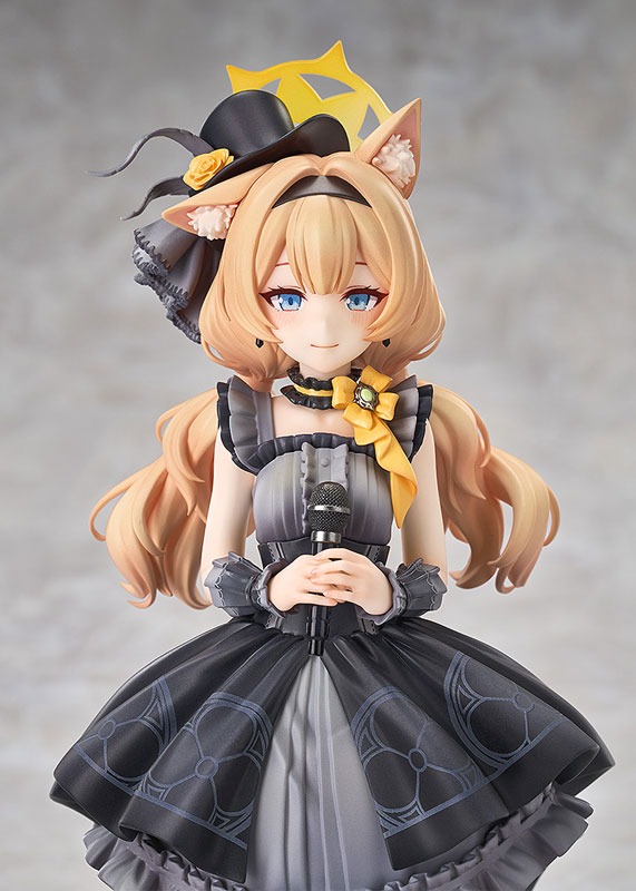 Scaled Figure 1/7 Iochi Mari (Idol) - Memorial Lobby Ver. Blue Archive By Good Smile Arts Shanghai
