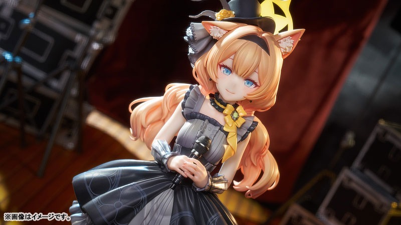 Scaled Figure 1/7 Iochi Mari (Idol) - Memorial Lobby Ver. Blue Archive By Good Smile Arts Shanghai