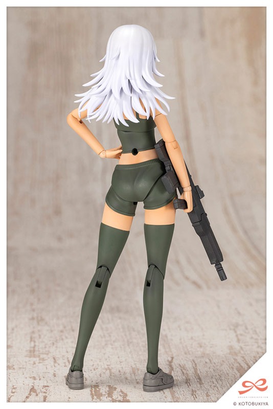 Sousai Shoujo Teien Plastic Model 1/10 Training Wolf By Kotobukiya