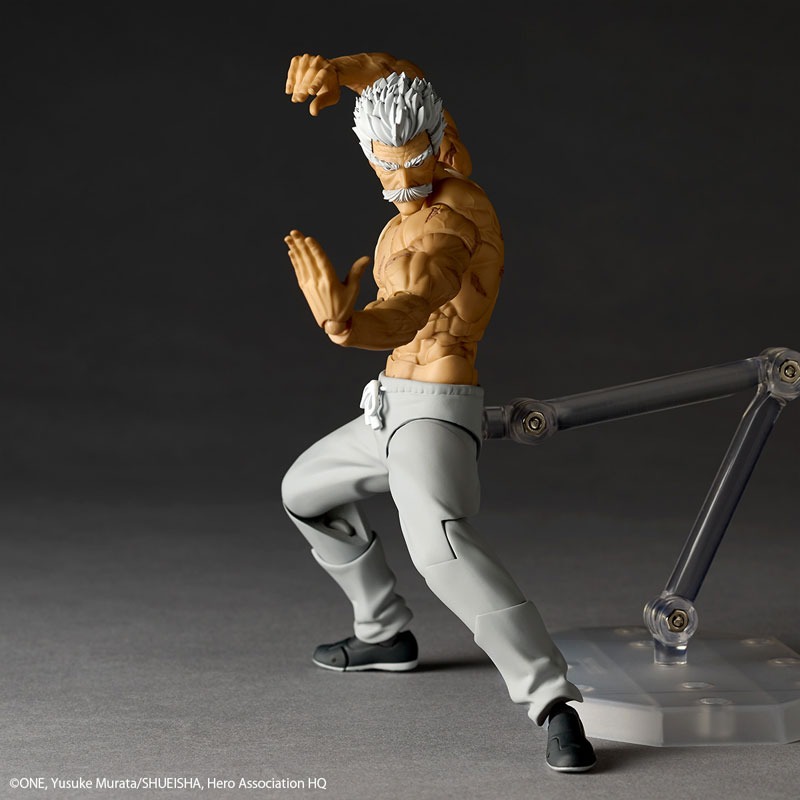 Revoltech Amazing Yamaguchi Action Figure Silver Fang - One Punch Man By Kaiyodo