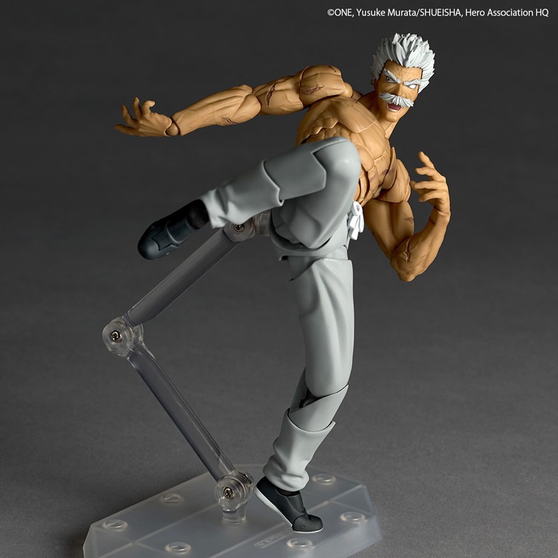 Revoltech Amazing Yamaguchi Action Figure Silver Fang - One Punch Man By Kaiyodo