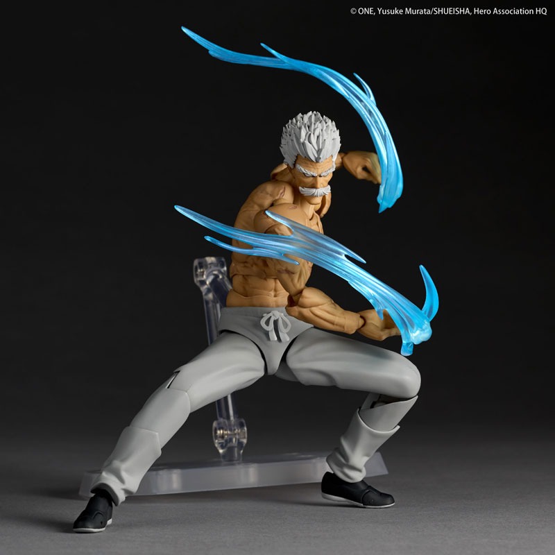 Revoltech Amazing Yamaguchi Action Figure Silver Fang - One Punch Man By Kaiyodo