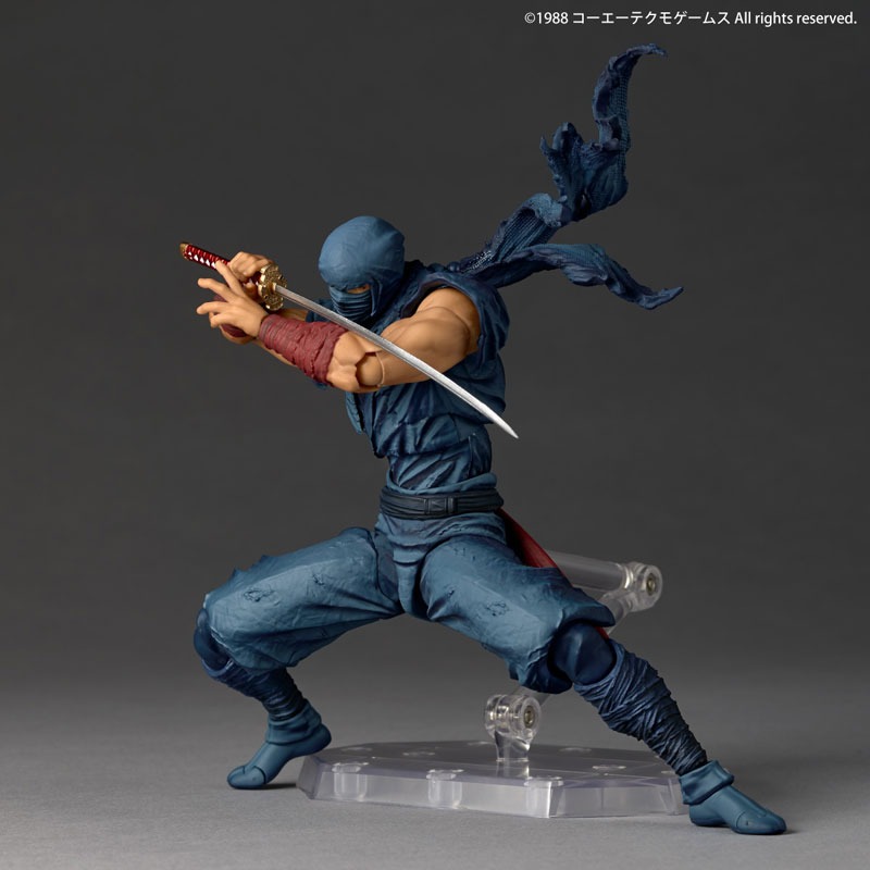 Revoltech Amazing Yamaguchi Action Figure Ryu Hayabusa - Ninja Ryuukenden By Kaiyodo