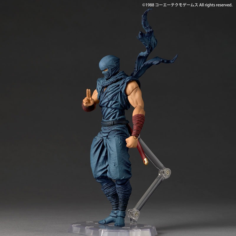 Revoltech Amazing Yamaguchi Action Figure Ryu Hayabusa - Ninja Ryuukenden By Kaiyodo