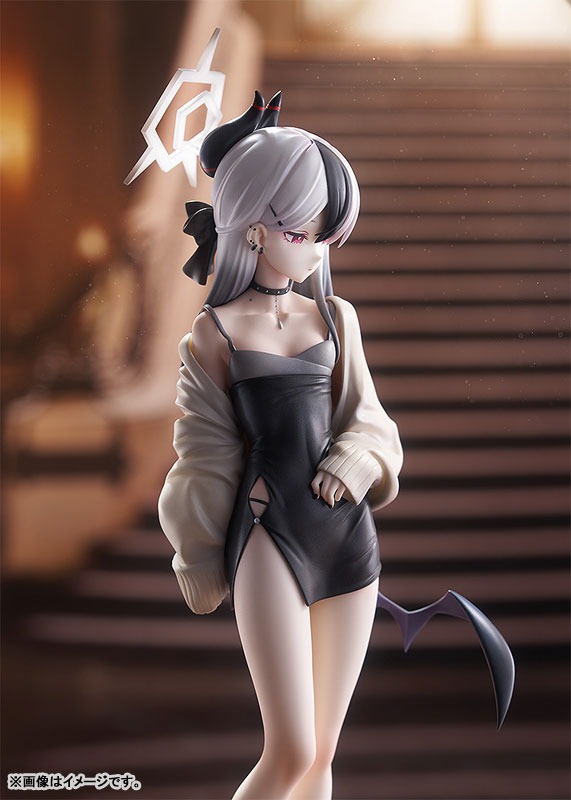 Scaled Figure 1/7 Onikata Kayoko (Dress) - Blue Archive  By Max Factory