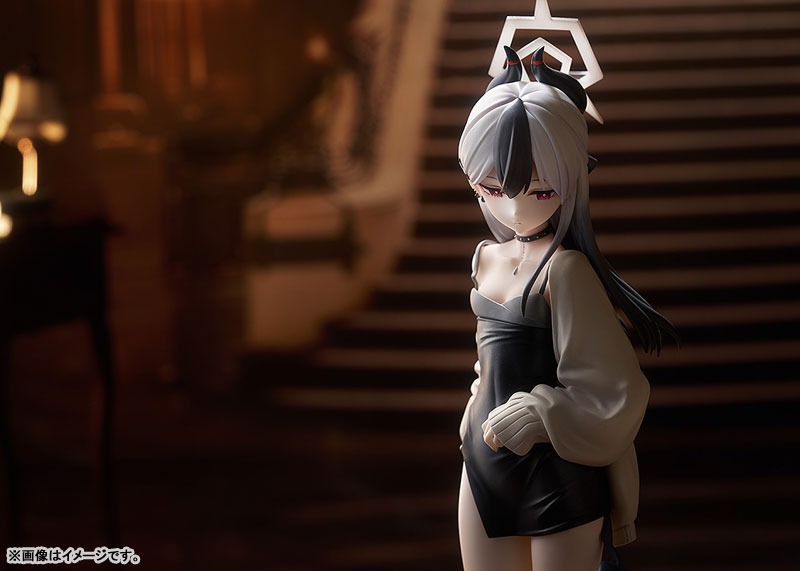 Scaled Figure 1/7 Onikata Kayoko (Dress) - Blue Archive  By Max Factory