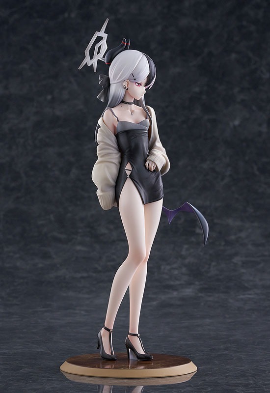 Scaled Figure 1/7 Onikata Kayoko (Dress) - Blue Archive  By Max Factory
