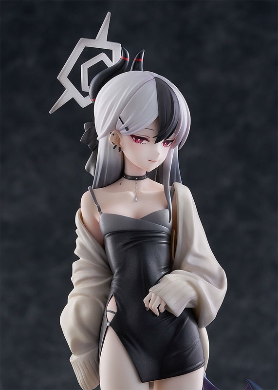 Scaled Figure 1/7 Onikata Kayoko (Dress) - Blue Archive  By Max Factory