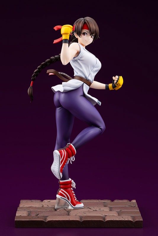 Scaled Figure 1/7 Sakazaki Yuri - The King of Fighters XV By Kotobukiya