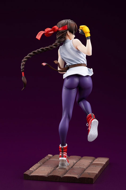 Scaled Figure 1/7 Sakazaki Yuri - The King of Fighters XV By Kotobukiya
