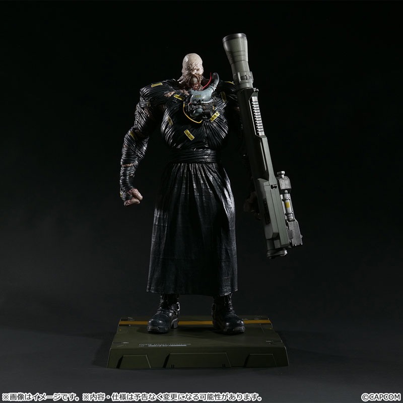 Capcom Figure Builder Creator's Model NEMESIS - Resident Evil 4 (43cm) By CAPCOM