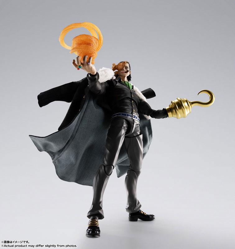 SHF S.H.Figuarts Sir Crocodile Summit War of Marineford - One Piece By Bandai Spirits