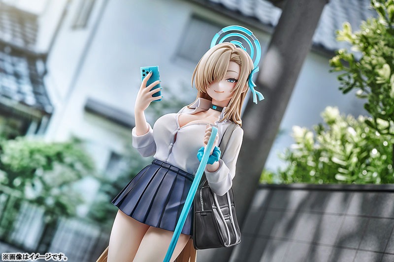 Scaled Figure 1/7 Ichinose Asuna (School) - Memorial Lobby Ver. Blue Archive By Good Smile Arts Shanghai