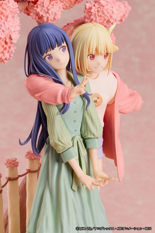 Non Scaled Figure Nishikigi Chisato & Inoue Takina - Spring Ver. Lycoris Recoil By ANIPLEX