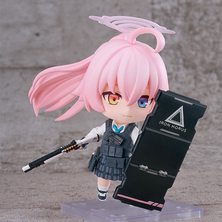 Nendoroid Takanashi Hoshino - Armed Ver. Blue Archive By Good Smile Company