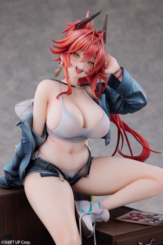 Scaled Figure 1/7 Red Hood - Retro Days Ver. Goddess of Victory: NIKKE By Hobby Sakura
