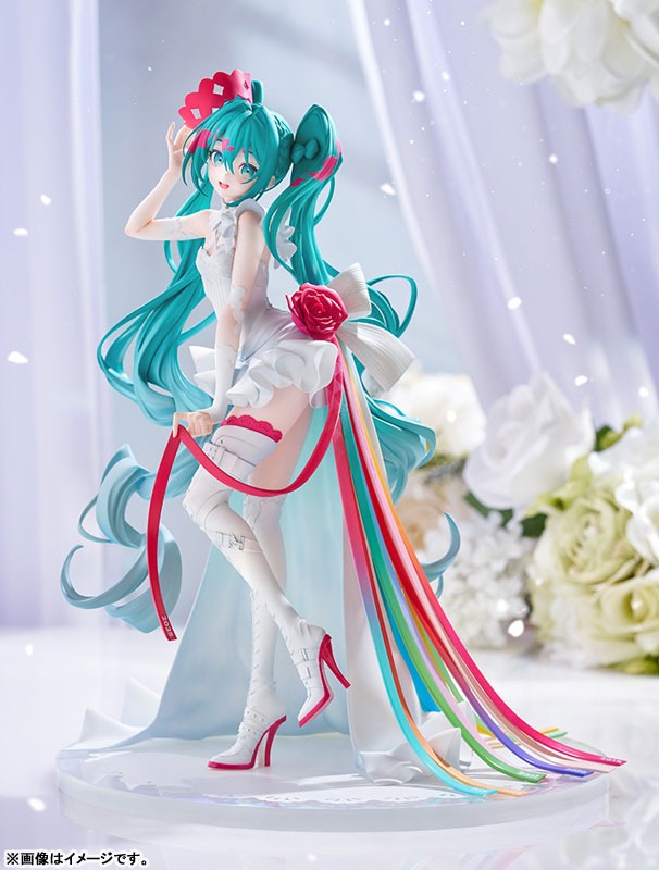 Scaled Figure 1/7 Hatsune Miku - Racing Miku 15th Rhapsody 2010-2025 G.S. Collection Ver. Hatsune Miku GT Project By GOODSMILE RACING