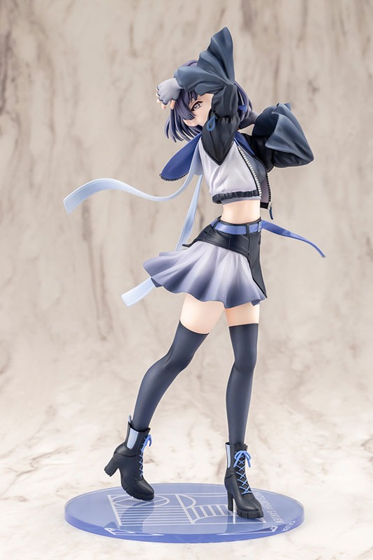 Scaled Figure 1/7 Hataya Misuzu - Tsuki no Kame Ver. Gakuen iDOLM@STER By Kotobukiya