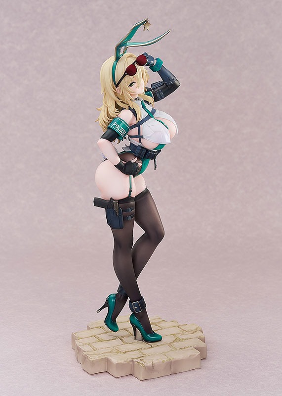 Scaled Figure 1/6 Bunny Cops_01 - Illustration by CheLA77 By Luminous Box