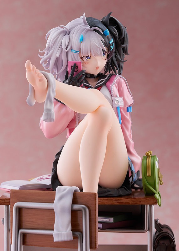 Scaled Figure 1/7 Eatchel - Snowbreak: Containment Zone  By Max Factory